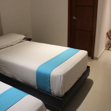 Hotel Monterrey バランキージャ エクステリア 写真