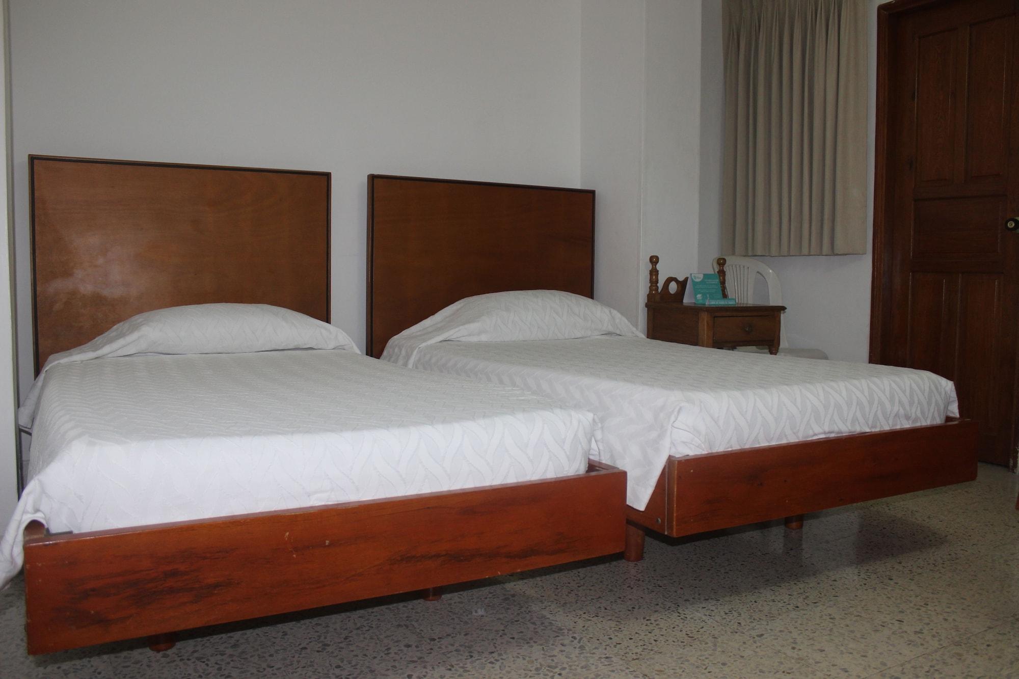 Hotel Monterrey バランキージャ エクステリア 写真