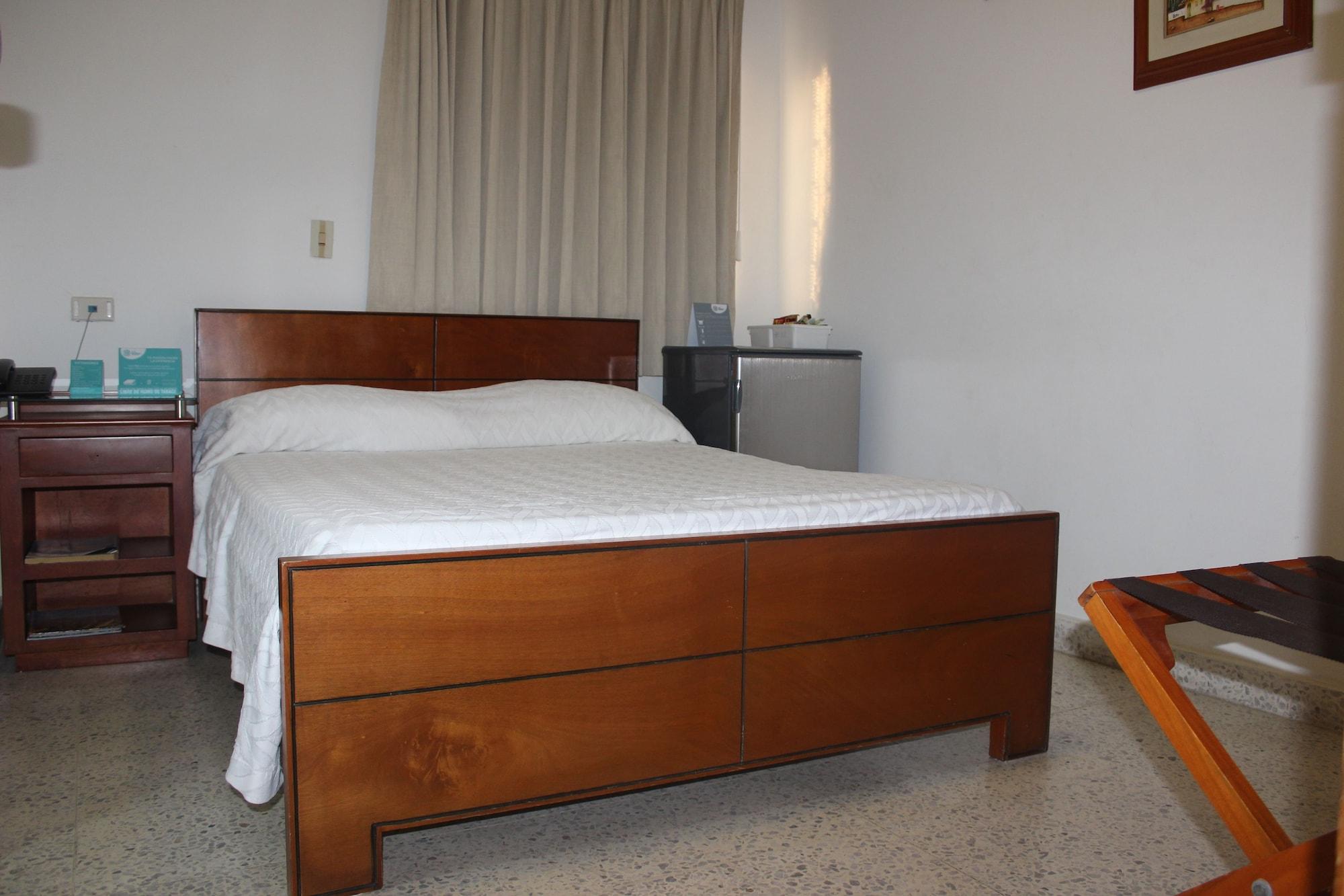 Hotel Monterrey バランキージャ エクステリア 写真