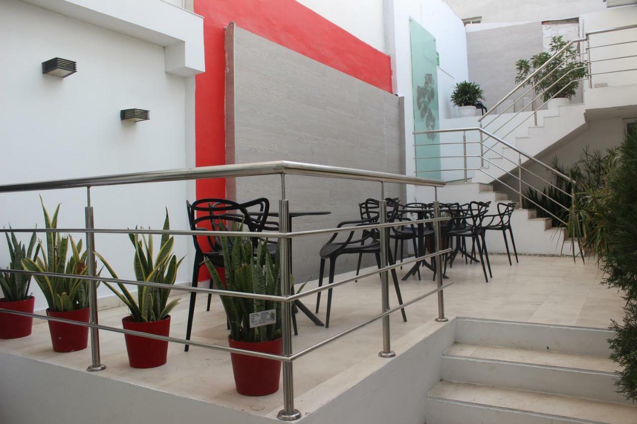 Hotel Monterrey バランキージャ エクステリア 写真